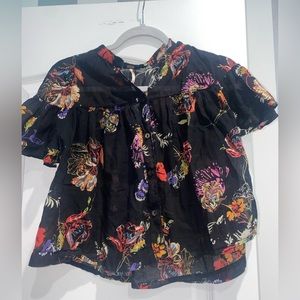 Free people shirt. Excellent condition.